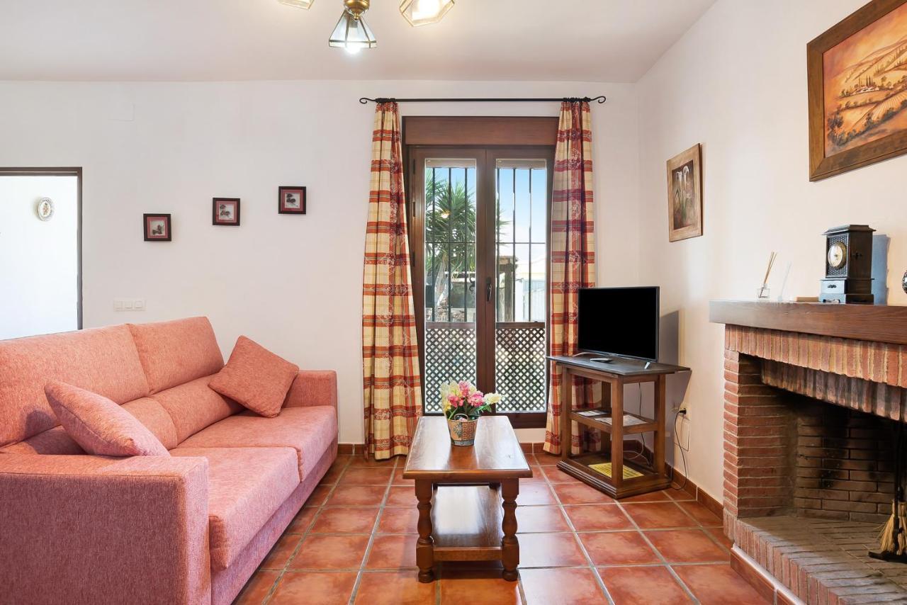 Casa Villanueva 1 -solo Familias Holiday home *