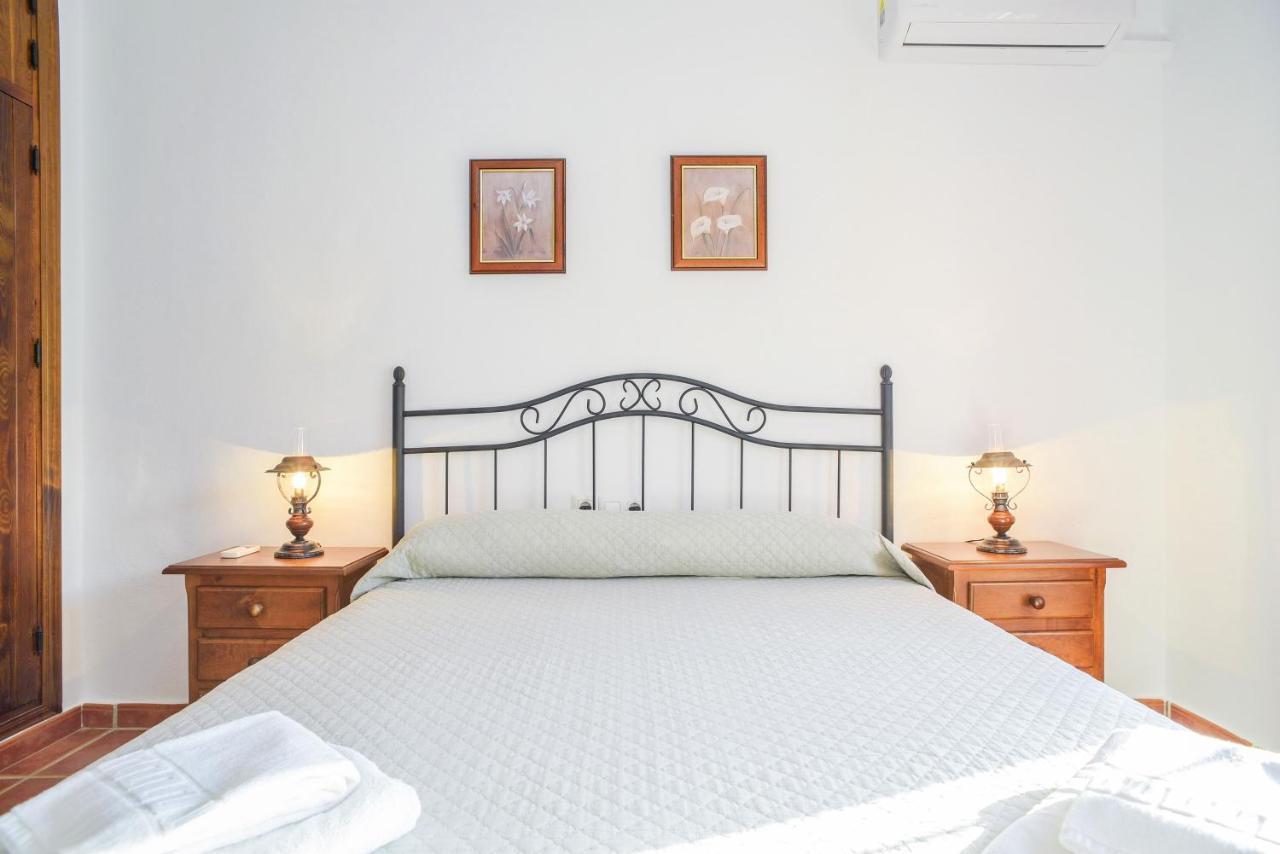 Casa Villanueva 1 -solo Familias * Conil De La Frontera